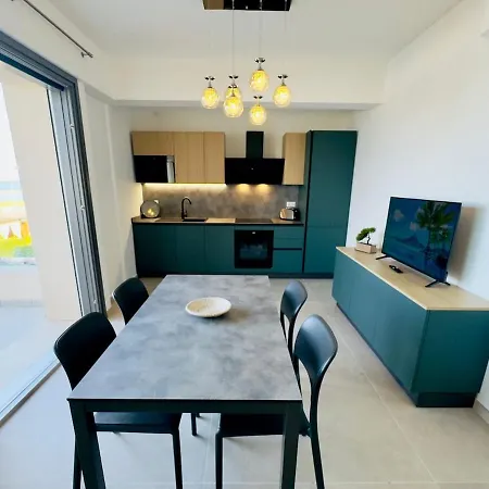 A Terrace Overlooking The Sea - Palms 9 Pesaro